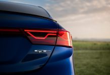 콤팩트 자동차도 이제 성능까지, 200마력대 퍼포먼스 모델