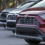 2019-Toyota-RAV419