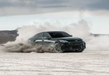 2022 기아 스팅어, 뒷바퀴 굴림으로 탈까, AWD로 탈까?