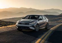 ‘전투기 날개 디자인’의 세련된 범퍼, 2022 기아 포르테 공개!