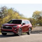 2021_Toyota_Highlander_Hybrid_1