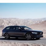 2021_Volvo_V90_1