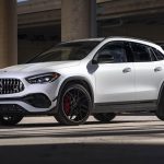 2021-mercedesbenz-gla45-02-1639501809