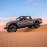 jeep-gladiator-mojave-angle-dynamic-exterior-profile-oem
