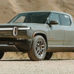 2022-Rivian-R1T-gray-front-three-quarter