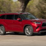 2020-Toyota-Highlander-Hybrid-14
