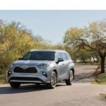 2022_Toyota_Highlander_1