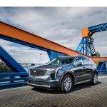 2020_Cadillac_XT4_1