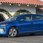 01-2017-hyundai-ioniq-plug-in-hybrid-fd-1