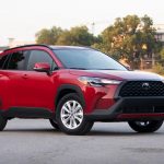 2022-Toyota-Corolla-Cross-LE-front-three-quarter