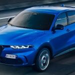 CR-Cars-Inline-2023-Alfa-Romeo-Tonale-top-driving-2-22