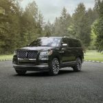 2022-Lincoln-Navigator-Black-Label-Central-Park-01