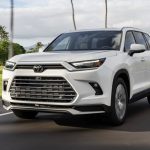 2024_Toyota_GrandHighlander_Limited_WindChillPearl_207-copy