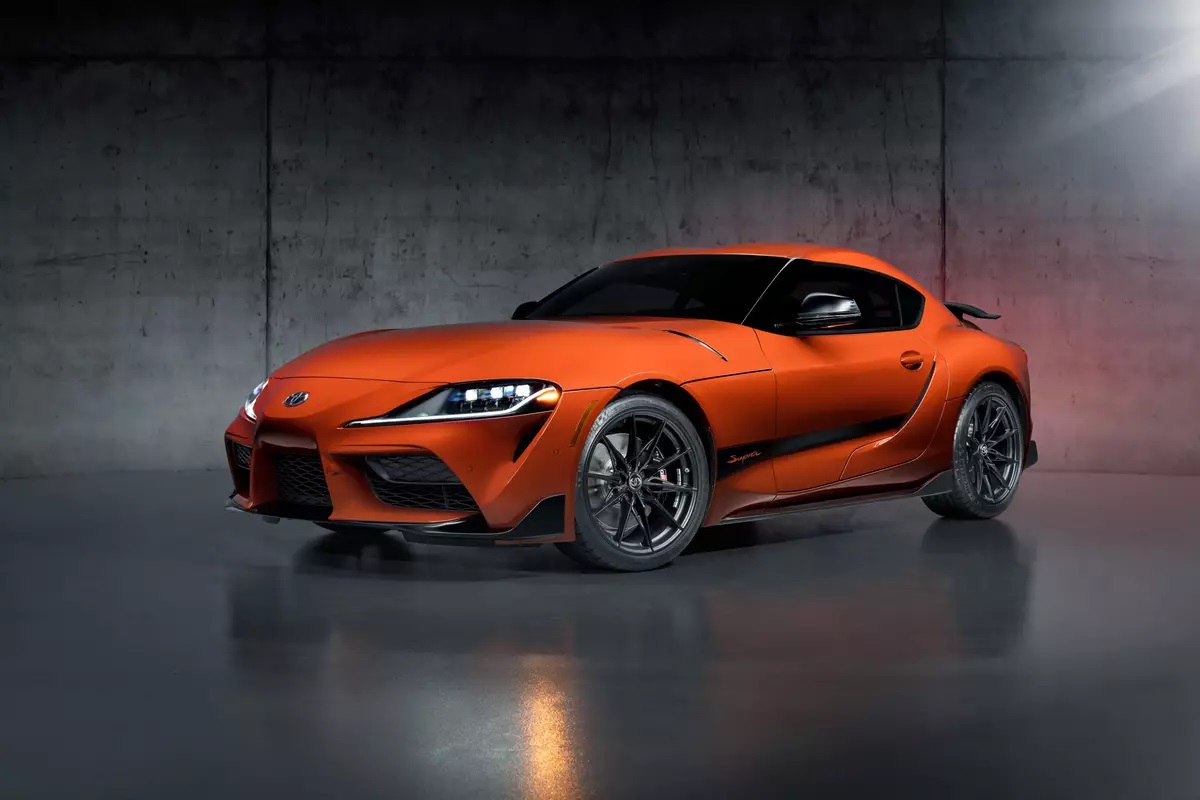 2024년형 Supra 45주년 기념 에디션