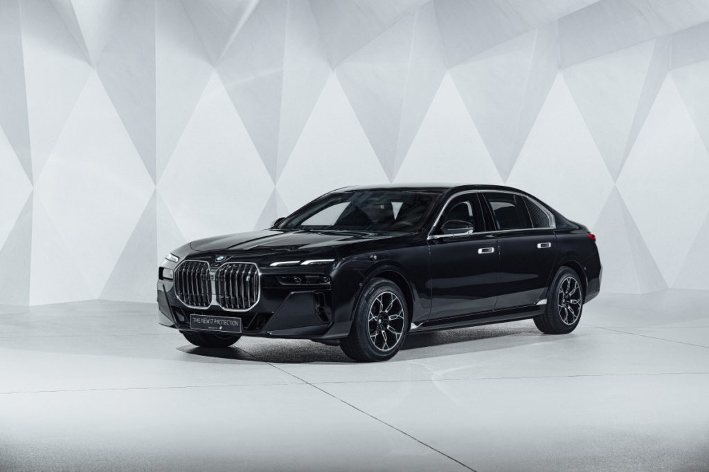 BMW 전기 7시리즈에 방탄 기능을 더한 i7 프로텍션. Photo=bmw