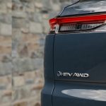toyota_crown_estate_tease