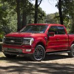 2024-Ford-F-150-Lariat_01